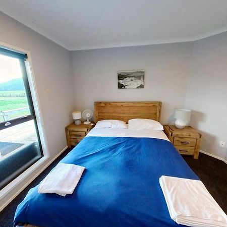 Full Holiday Home To Yourself, Up To 21 Guests Atiamuri Екстериор снимка