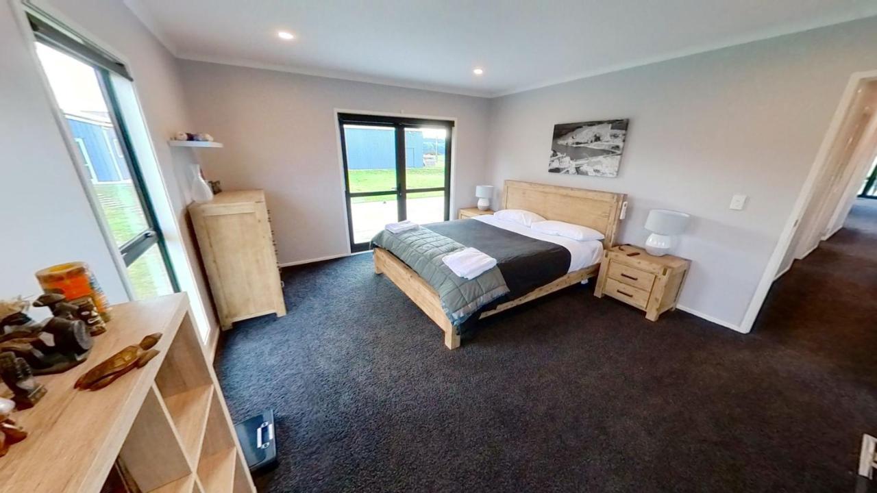 Full Holiday Home To Yourself, Up To 21 Guests Atiamuri Екстериор снимка