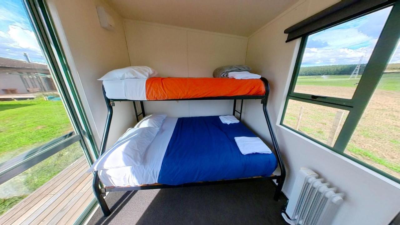 Full Holiday Home To Yourself, Up To 21 Guests Atiamuri Екстериор снимка