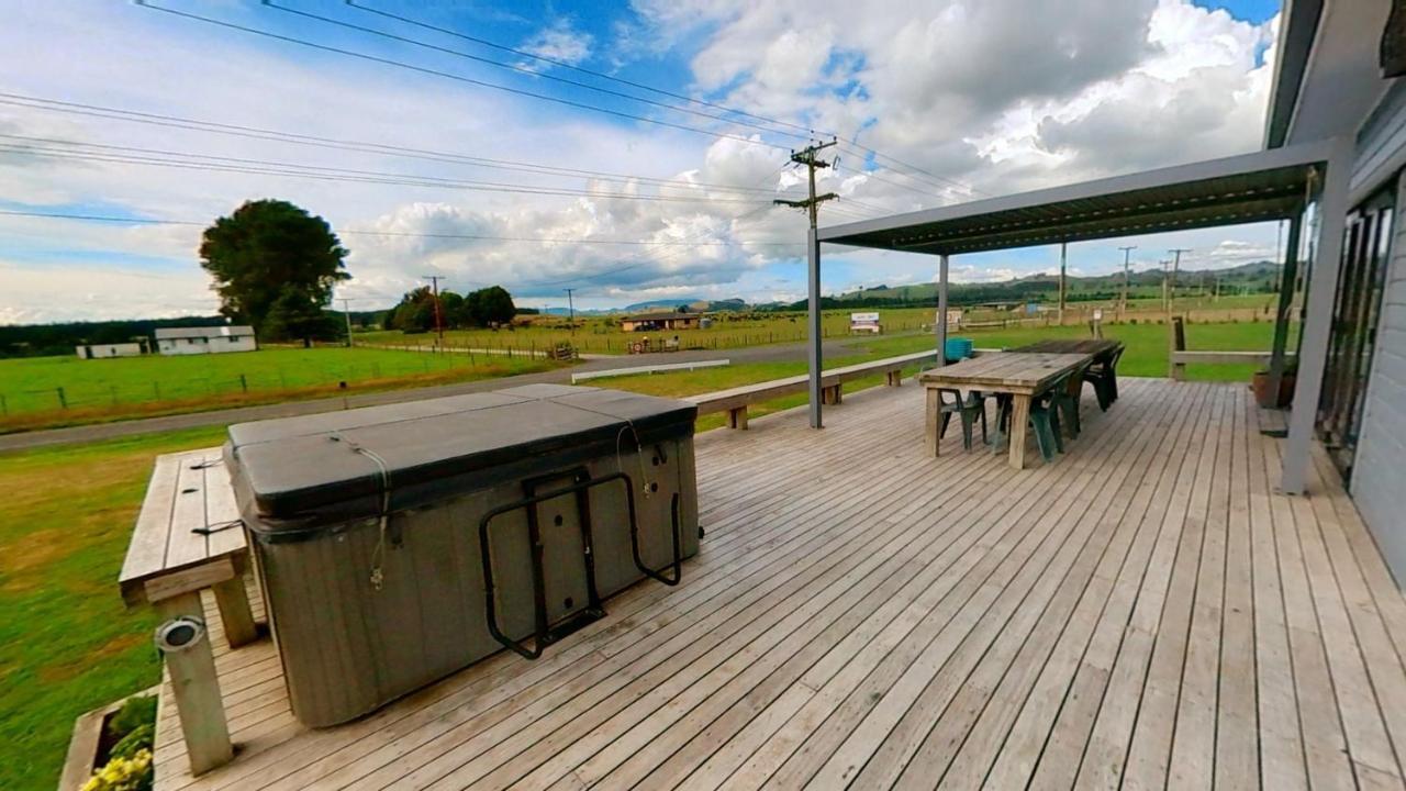 Full Holiday Home To Yourself, Up To 21 Guests Atiamuri Екстериор снимка