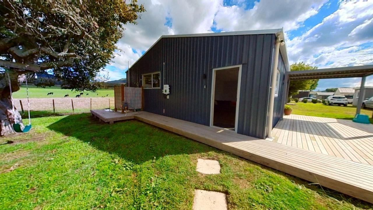 Full Holiday Home To Yourself, Up To 21 Guests Atiamuri Екстериор снимка